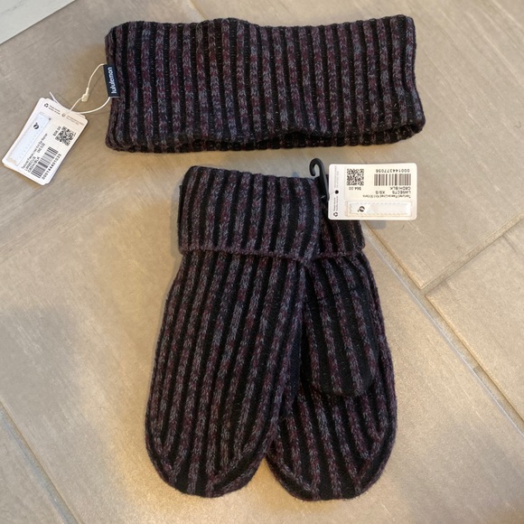 NWT lululemon athletica Textured Fleece Lined Glove and Headband Set-MSRP $116 - Picture 1 of 9